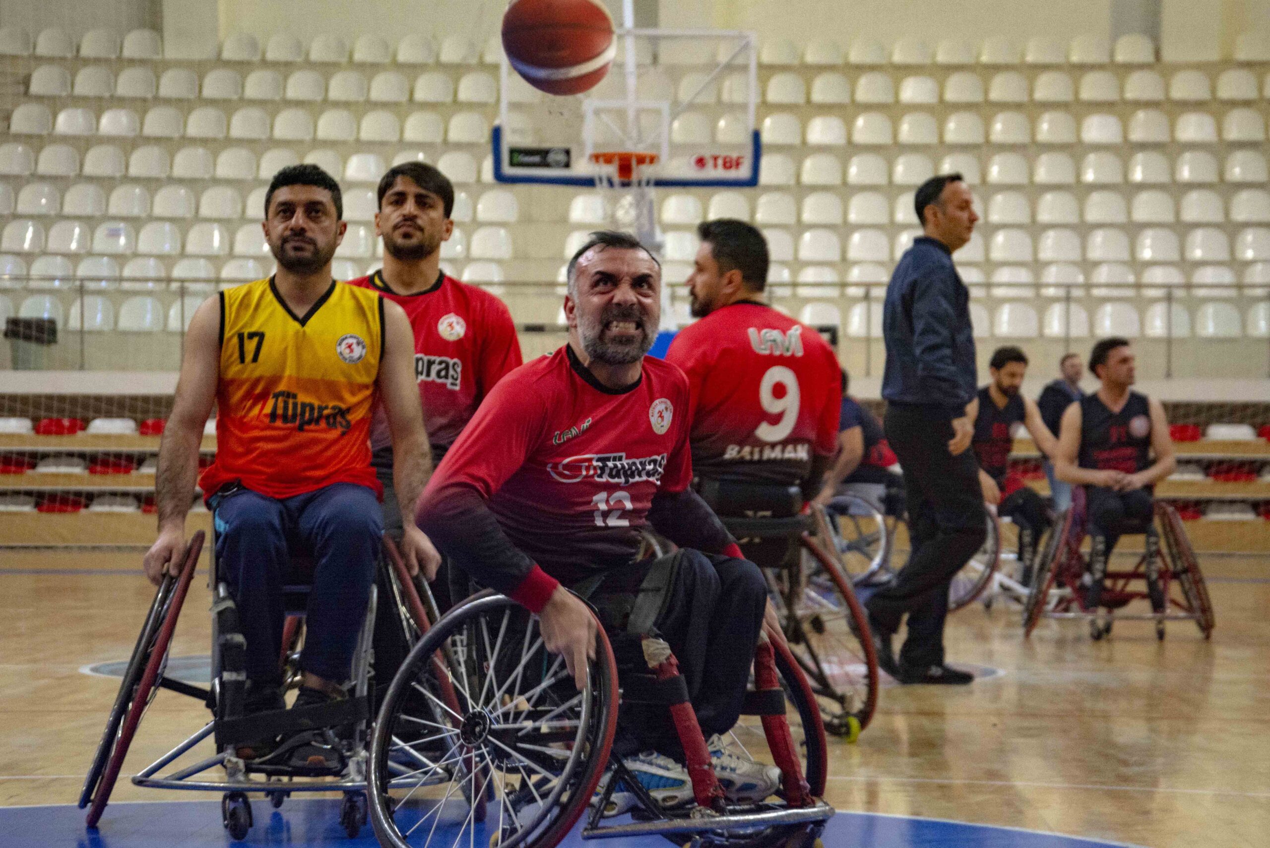 Batman Engelliler Spor Van’ı farklı yendi