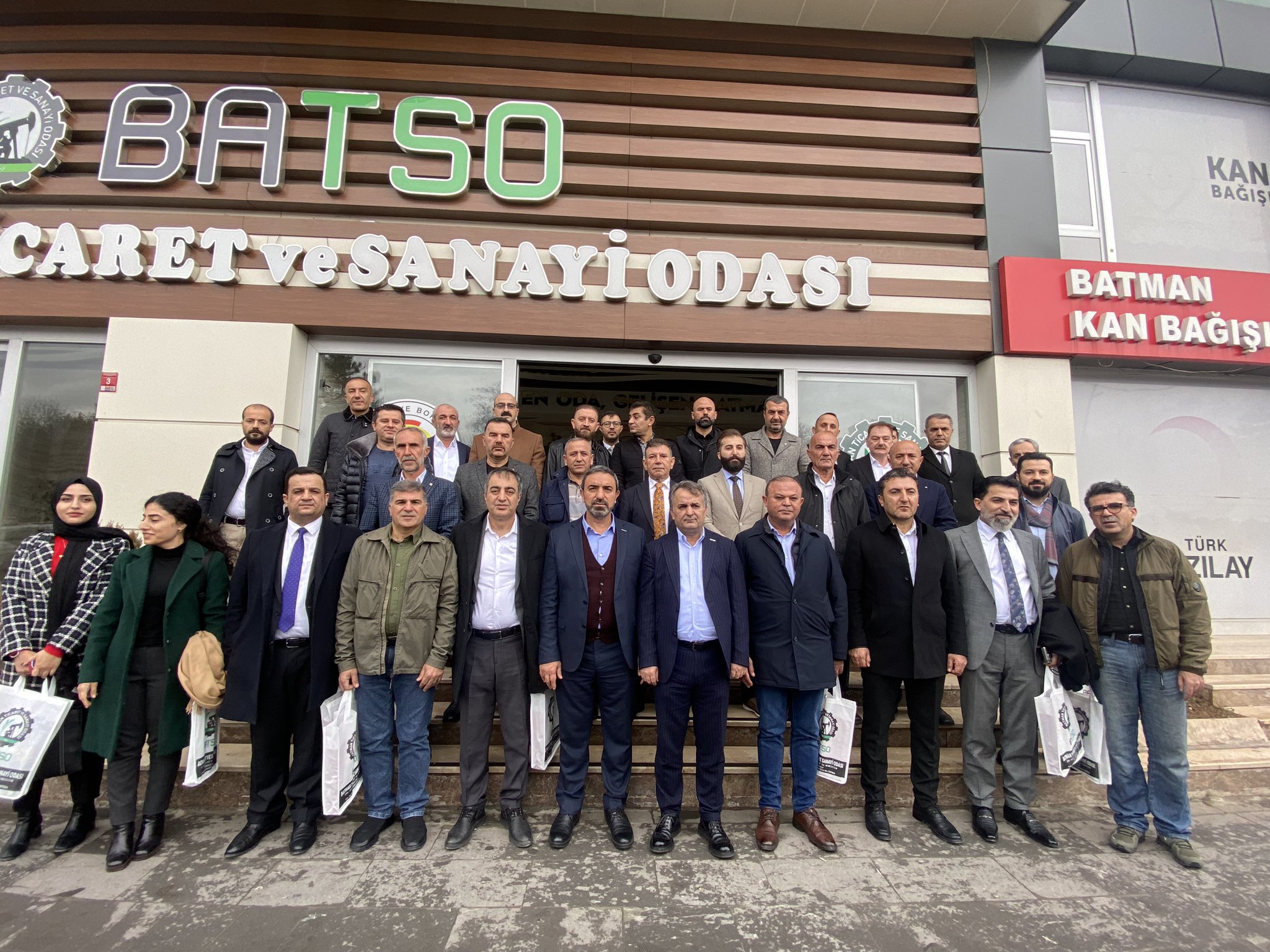 Başkan Demir Iraklı iş insanlarını ağırladı