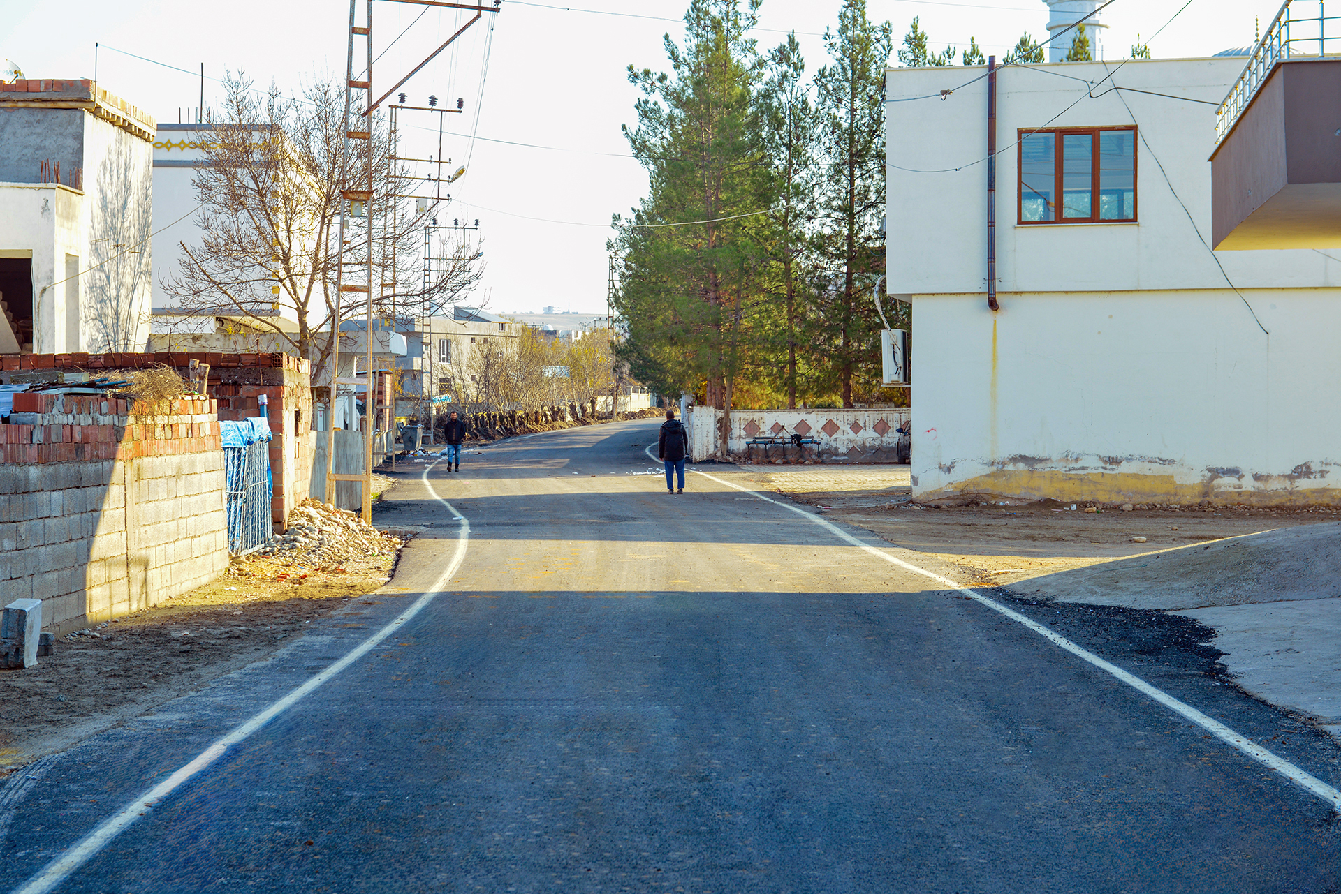 Bıçakçı Köyüne asfalt ve parke taşı