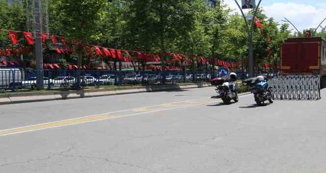 Batman’da gösteri ve yürüyüş alanları belirlendi