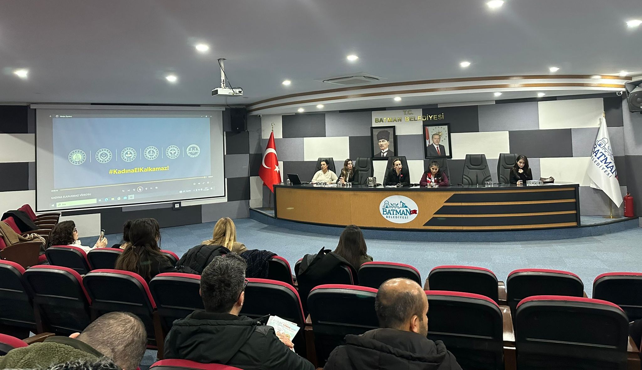 Kadına Yönelik şiddetin tüm yönleri anlatıldı