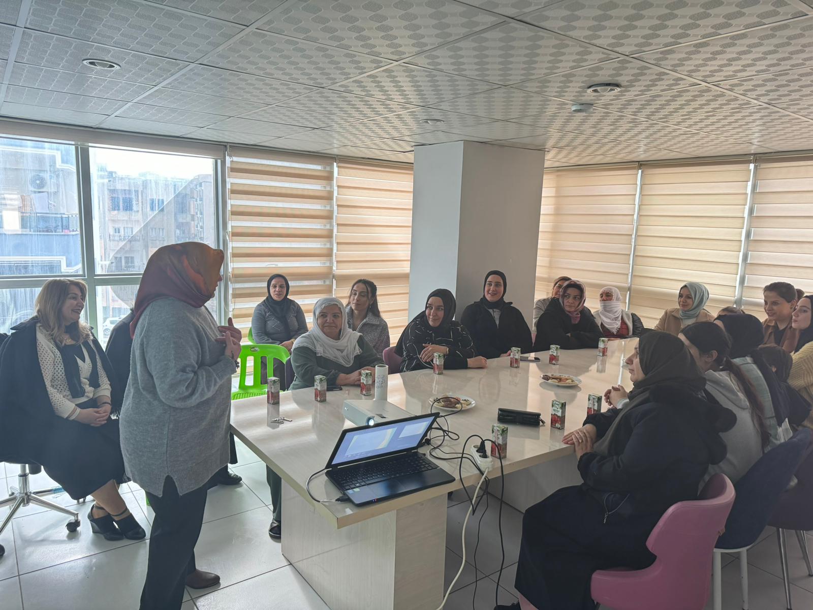 Kadınlara yönelik eğitim semineri