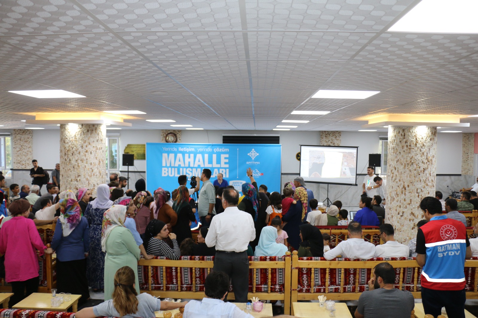 Mahalle Buluşmaları Sayesinde Eksiklikler Gideriliyor