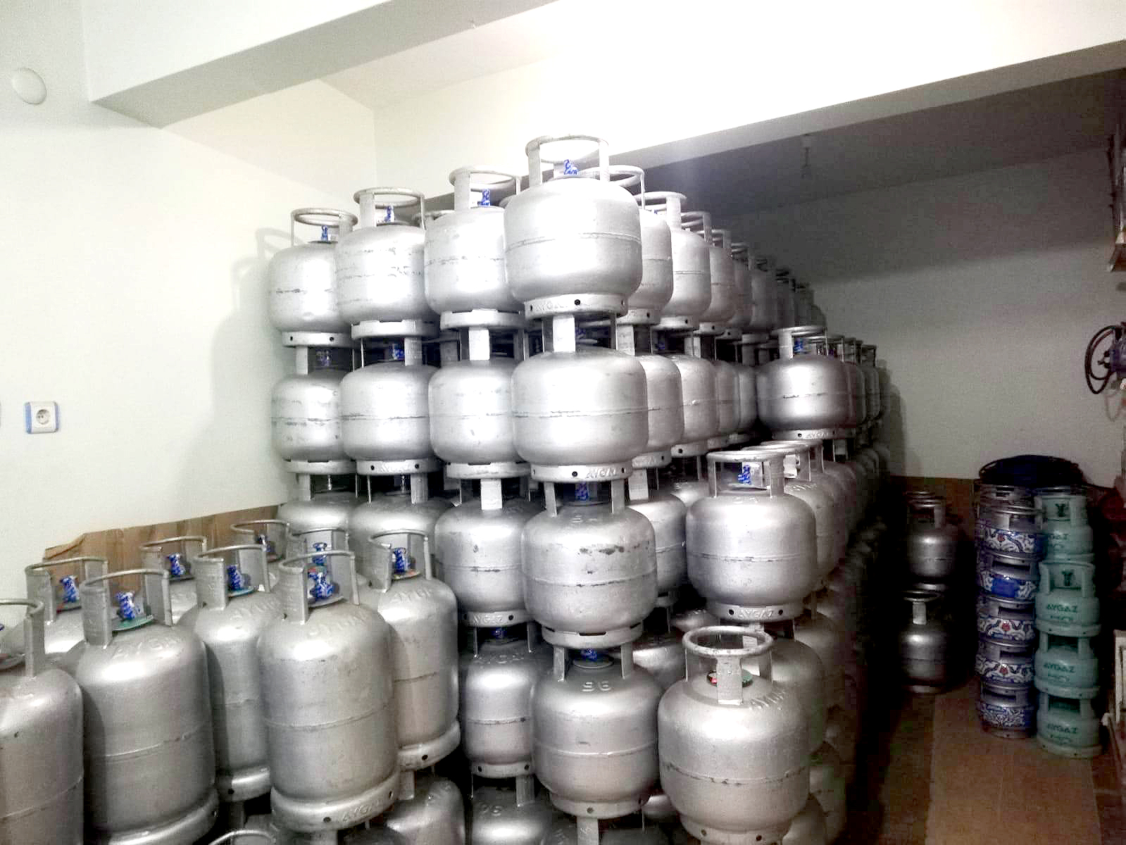 Tüpe bir hafta içinde iki kez zam