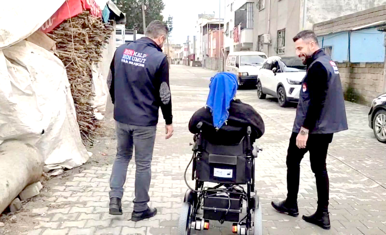 Umut Olmaya Devam Ediyorlar