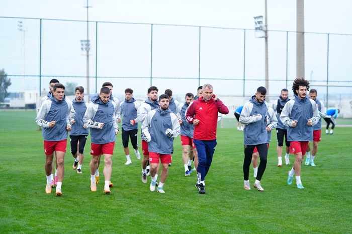 Verimli bir kamp geçiriyoruz