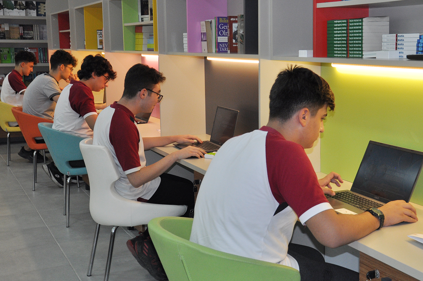 Sosyal medyanın çocuklar üzerindeki olumsuz etkileri