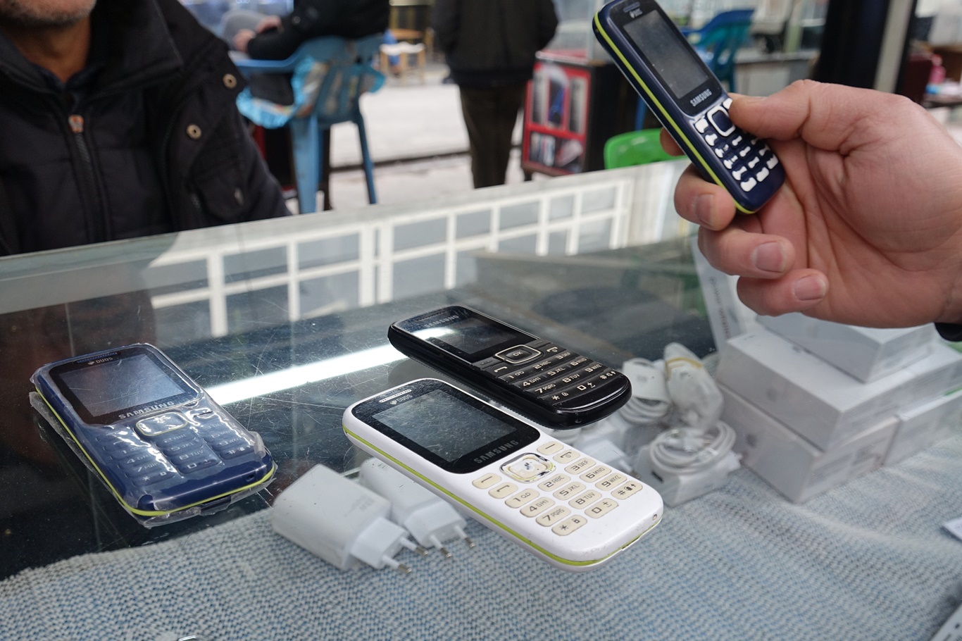 Tuşlu telefonlara rağbet artıyor