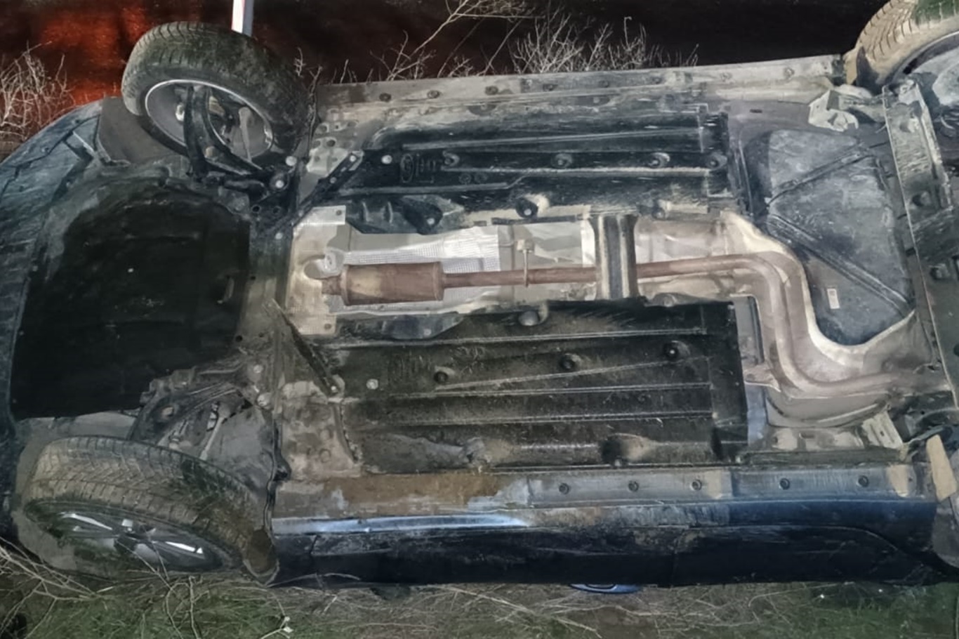 Batman’da takla atan araçtan burnu bile kanamadan çıktı