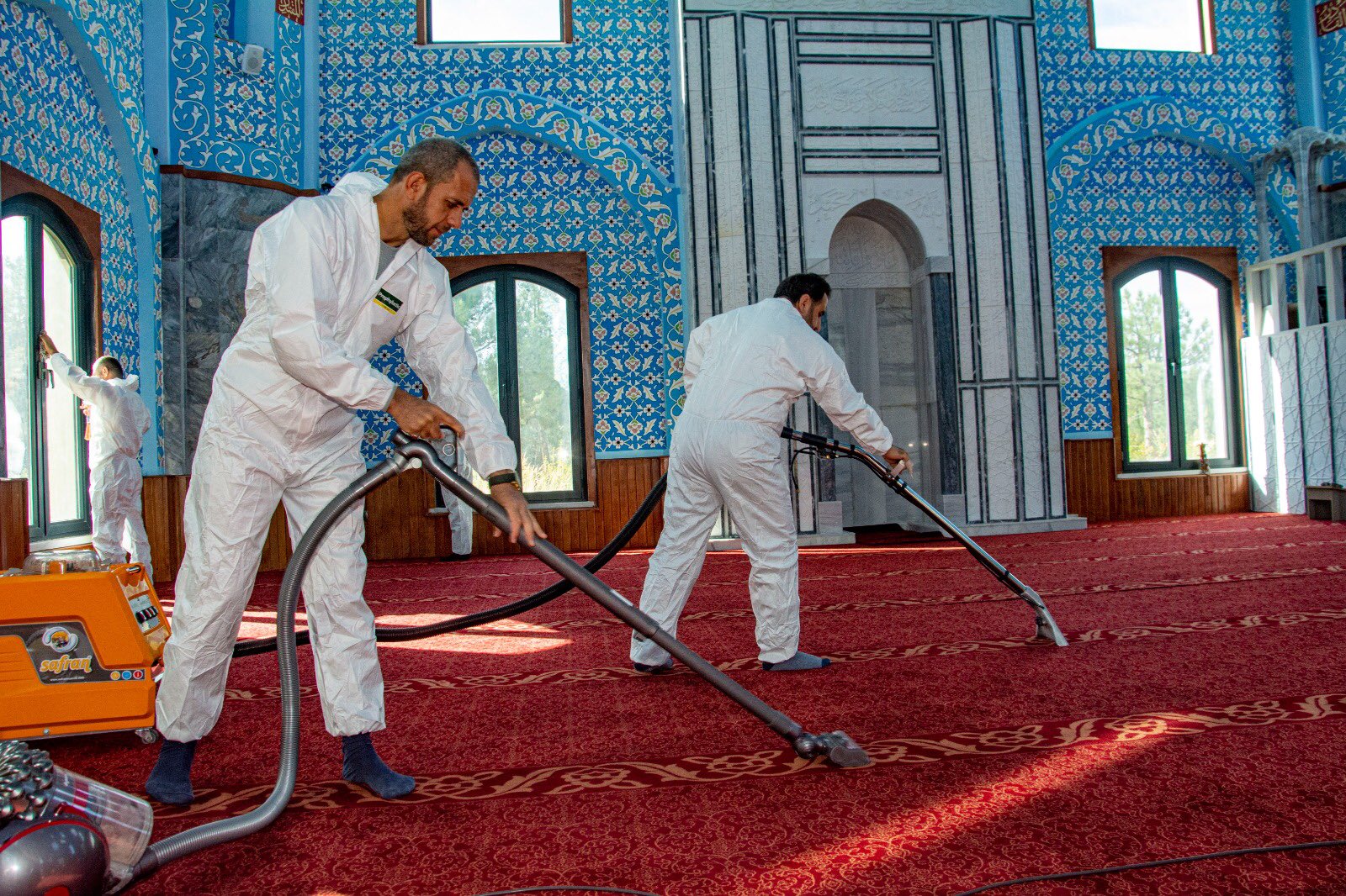Beldelerde ibadethaneler temizleniyor