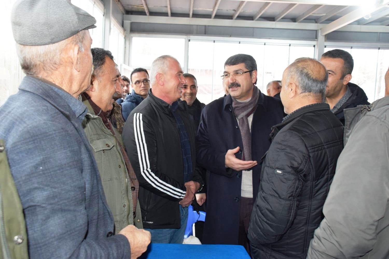 Nasıroğlu, hasta yakınlarını ziyaret etti