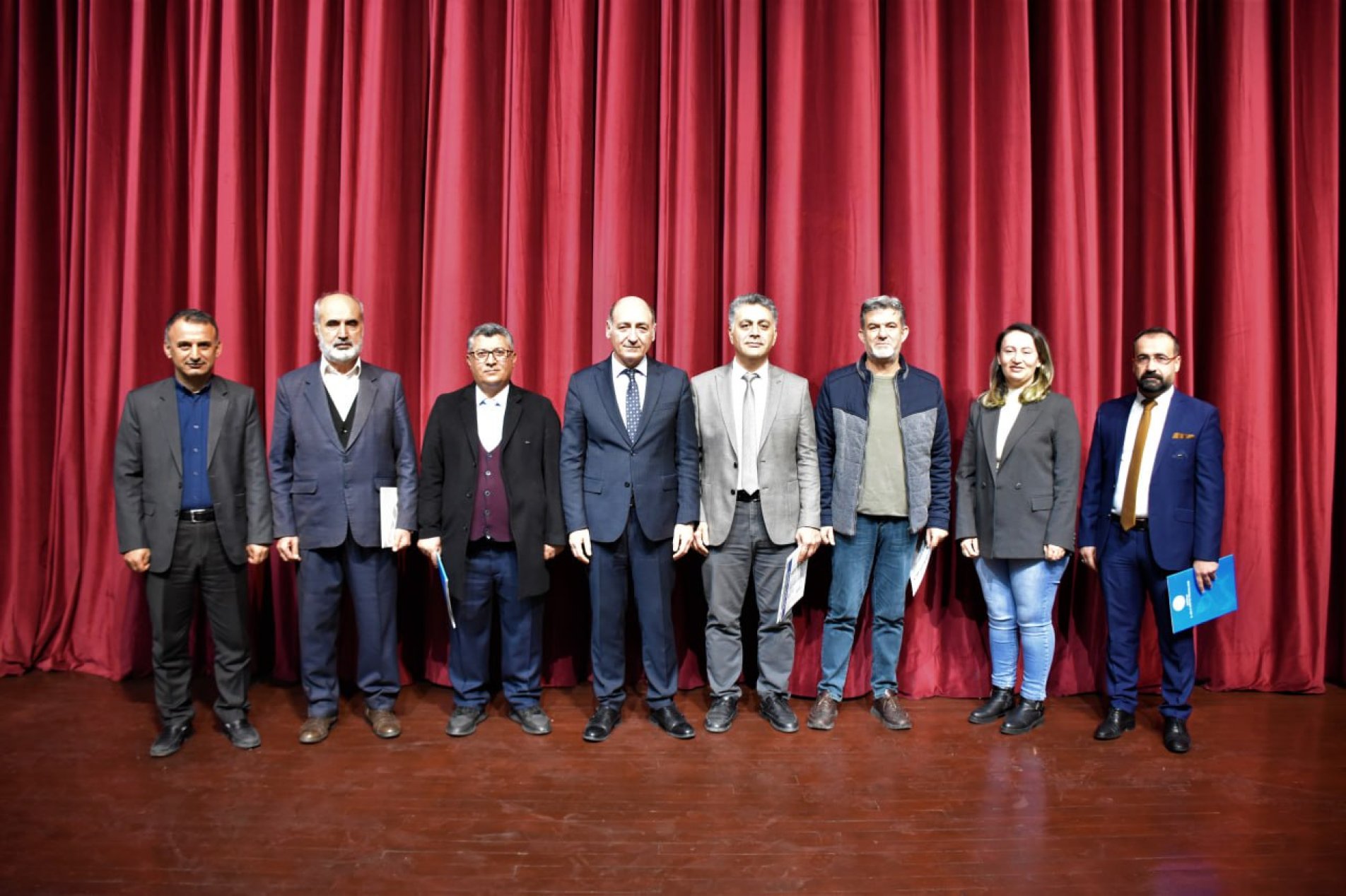 5 okula ISO 9001 Belgesi