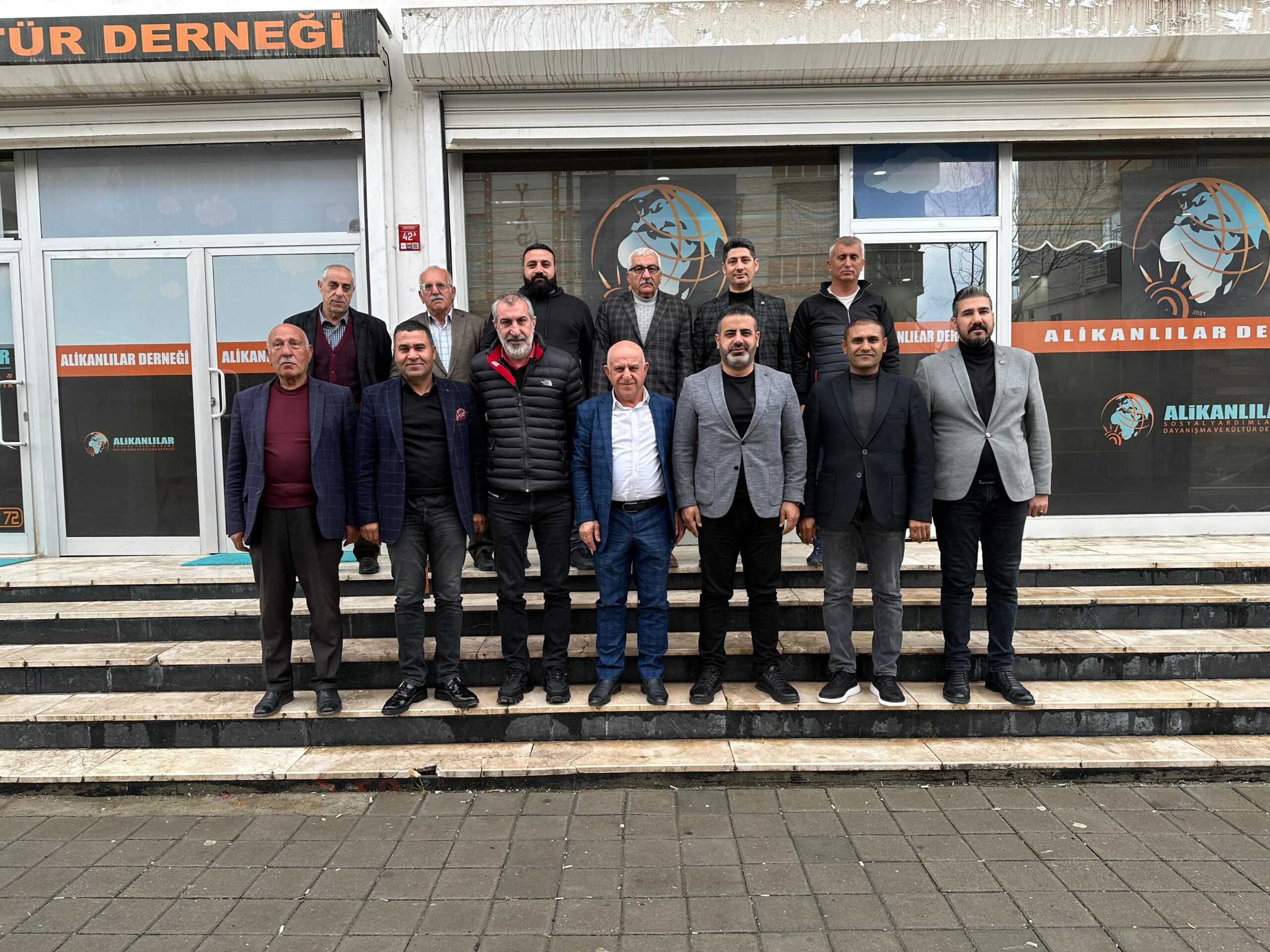 Başkan Çetin, dernekleri ziyaret etti