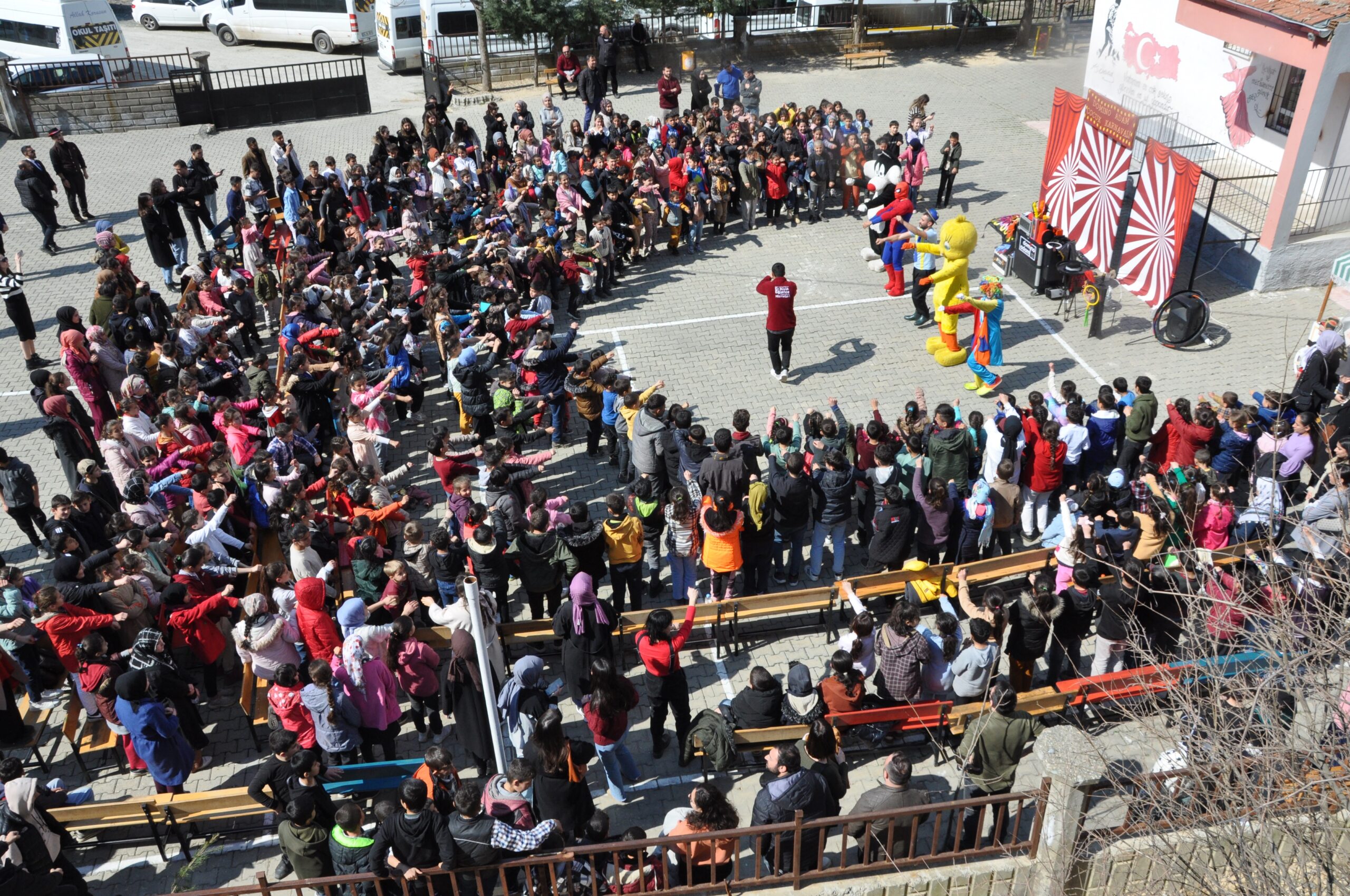 Sason’da ‘Çocuk Karnavalı’ etkinliği düzenlendi