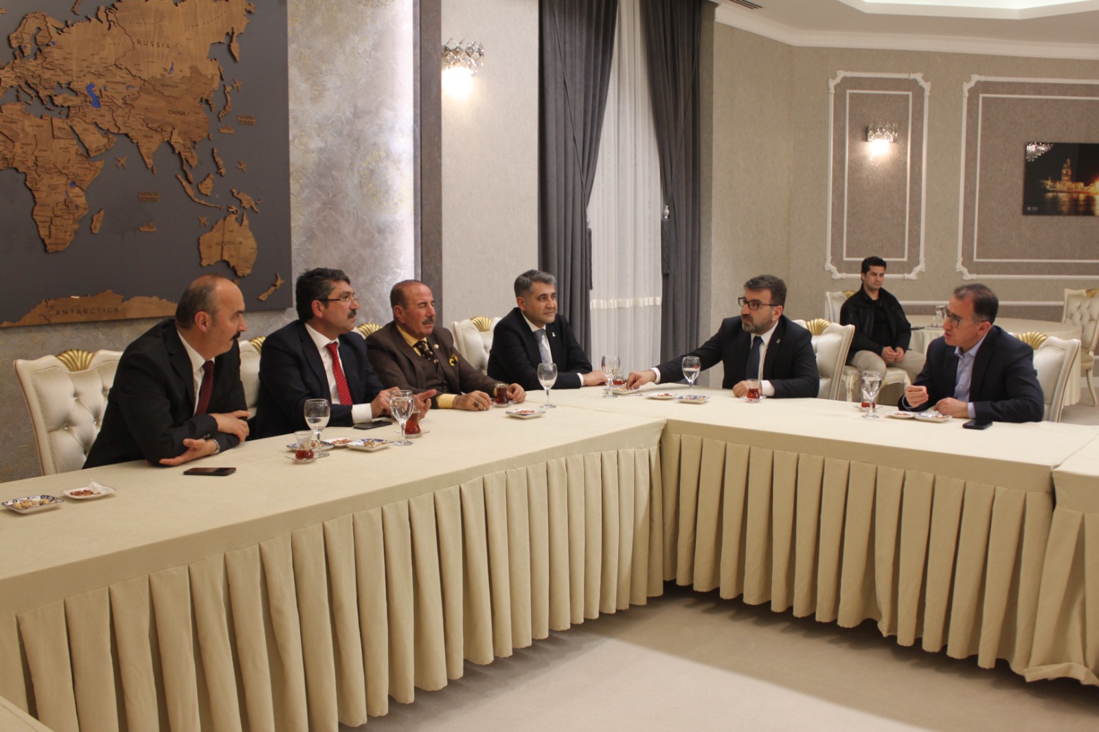 TPAO işçilerinin ve Petrolspor’un geleceği görüşüldü