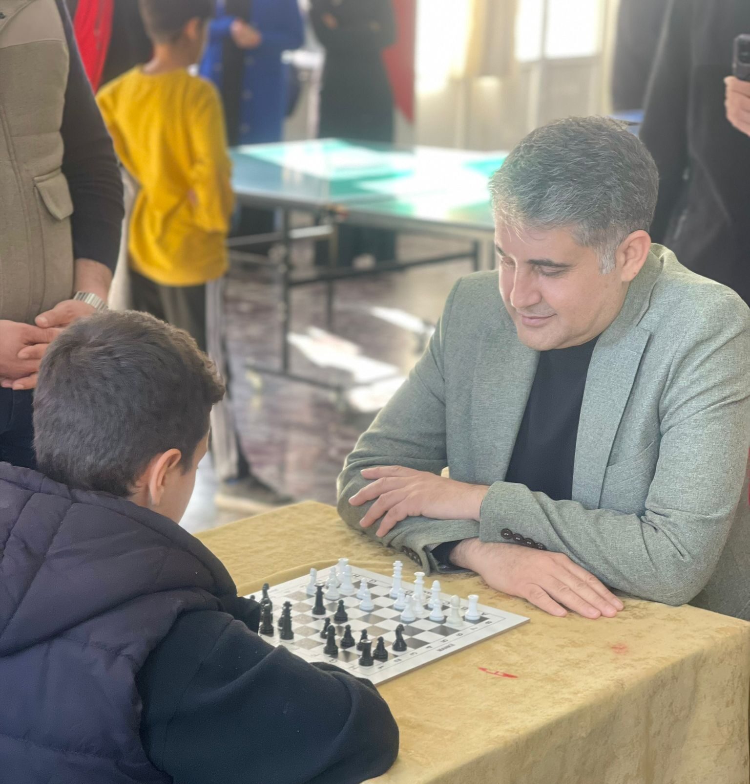 Ceylan, gençlerle bir araya geldi