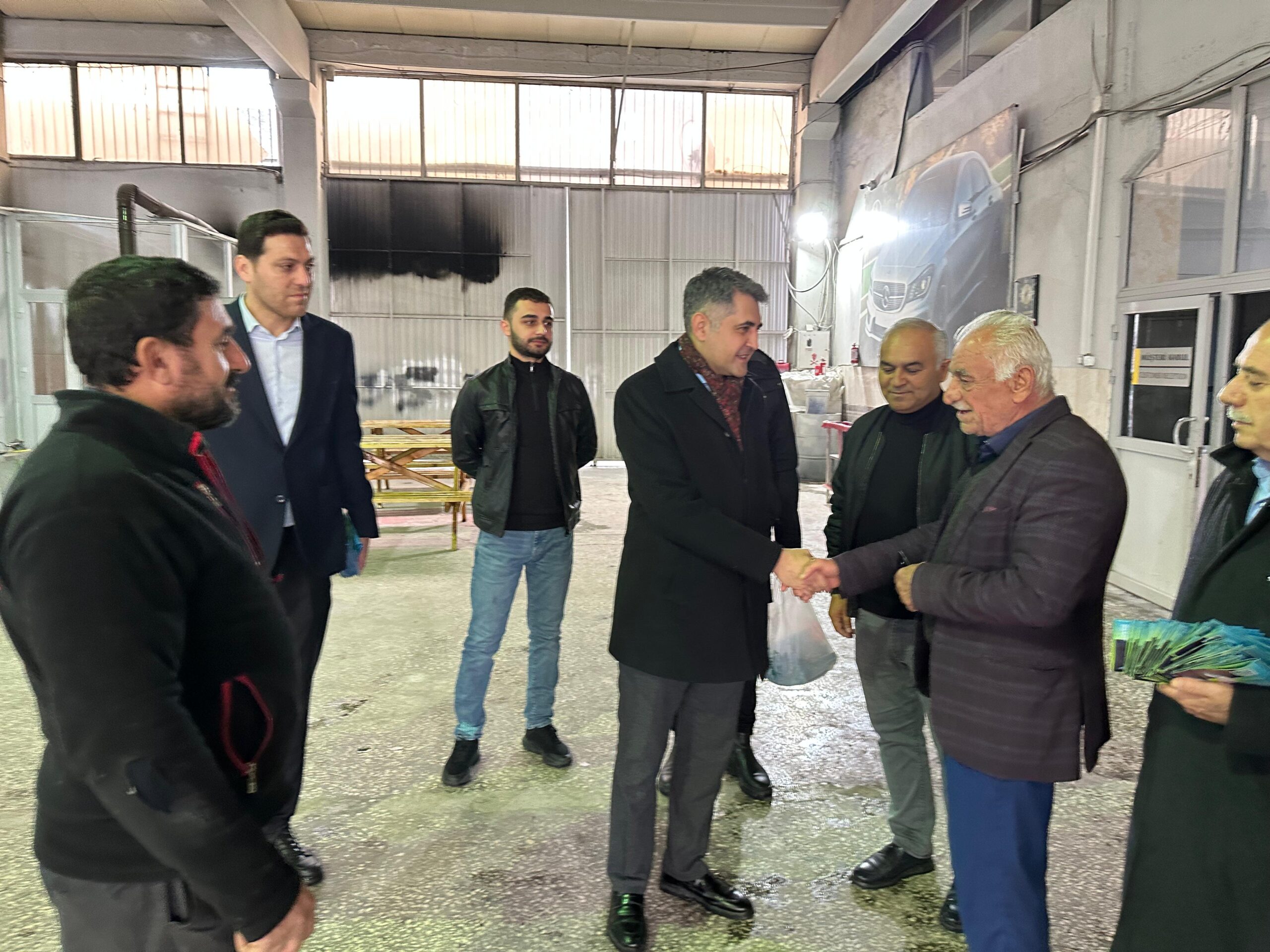 Aday Ceylan, esnaf ziyaretlerine devam ediyor