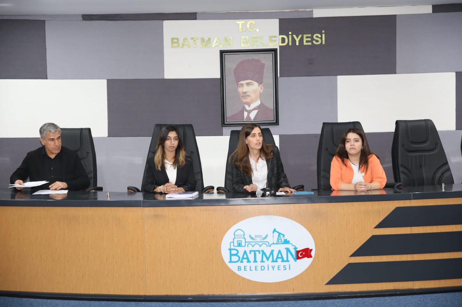 Belediye meclis üyeleriyle ilk toplantı gerçekleştirildi