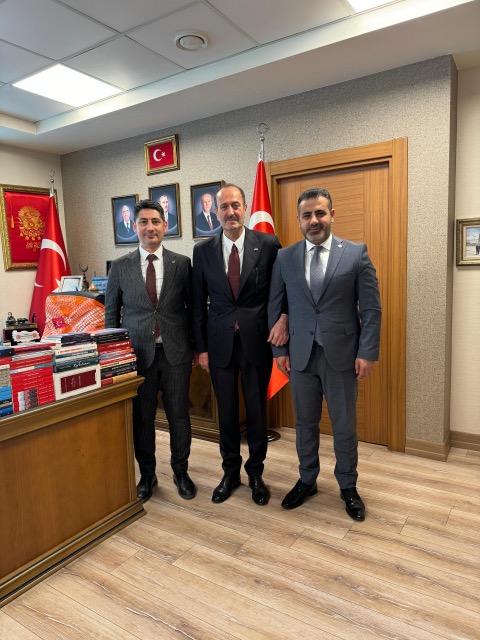 Başkan Çetin: Kimse oturduğumuzu sanmasın