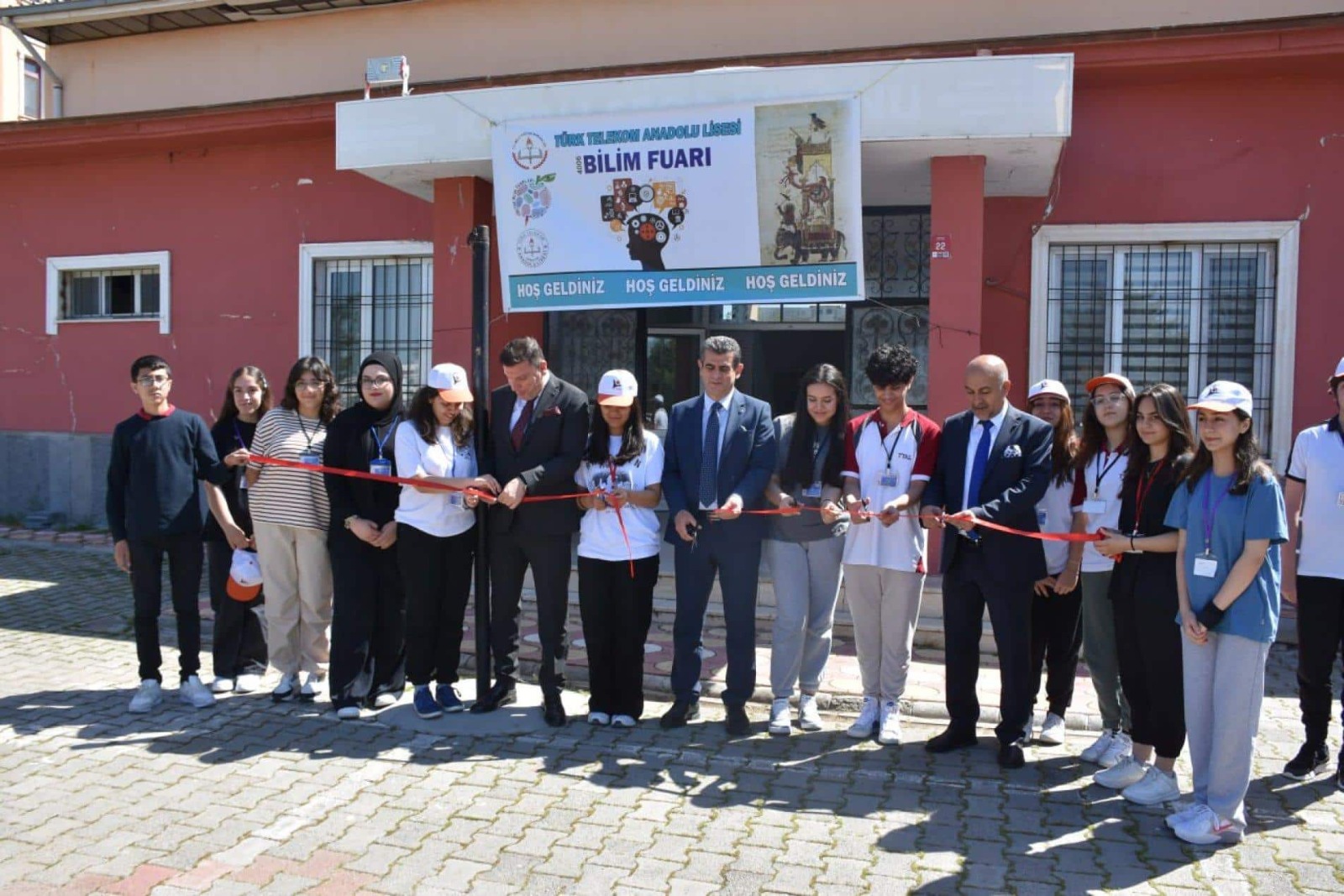 Türk Telekom’da Bilim Fuarı düzenlendi