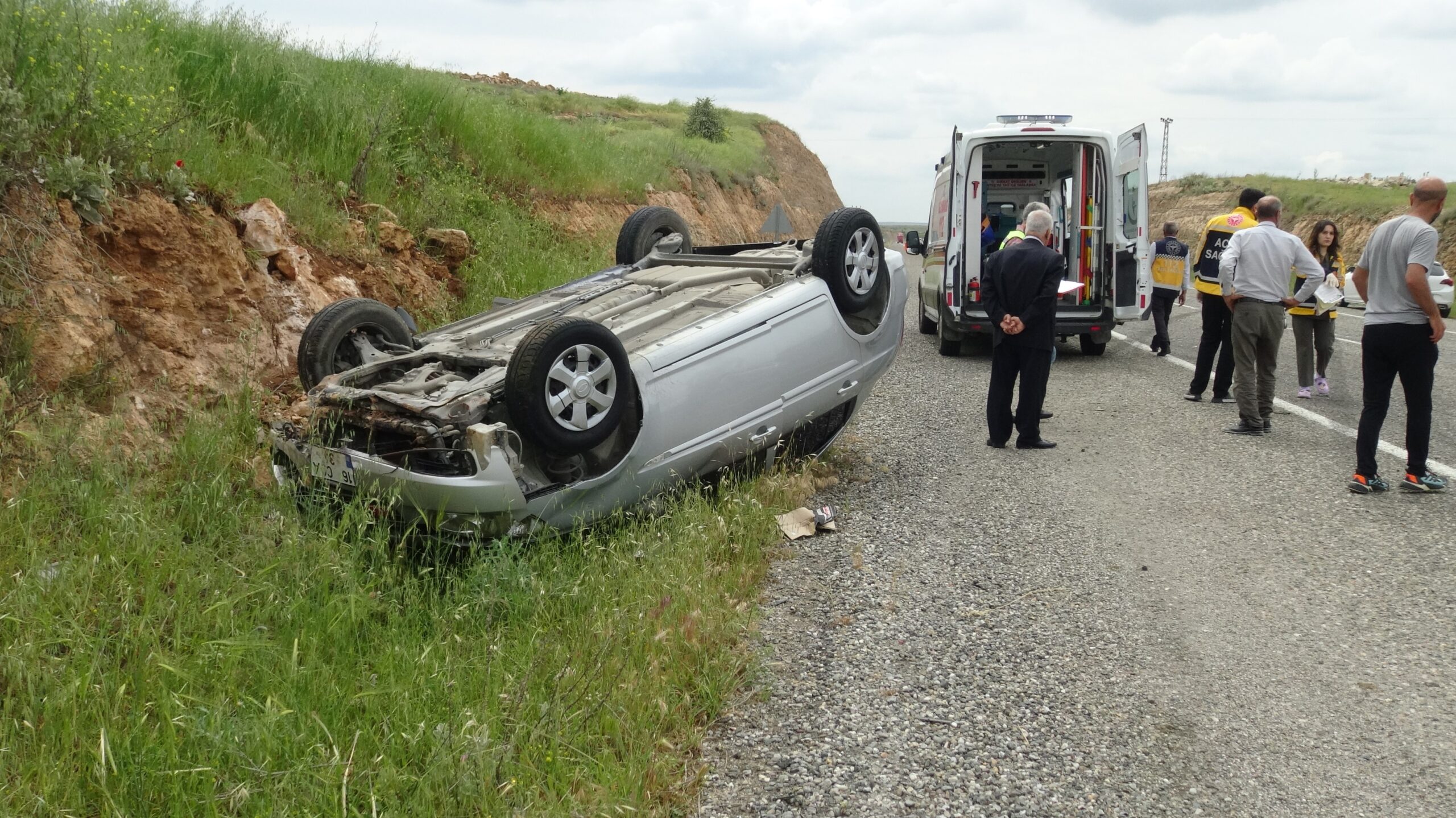 3 aracın karıştığı kazada kimsenin burnu dahi kanamadı