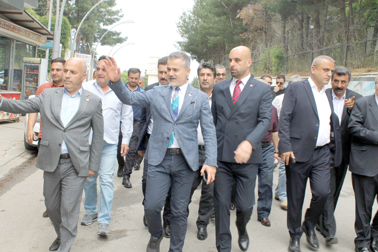 Eski Bakan Kılıç, Batman’daydı