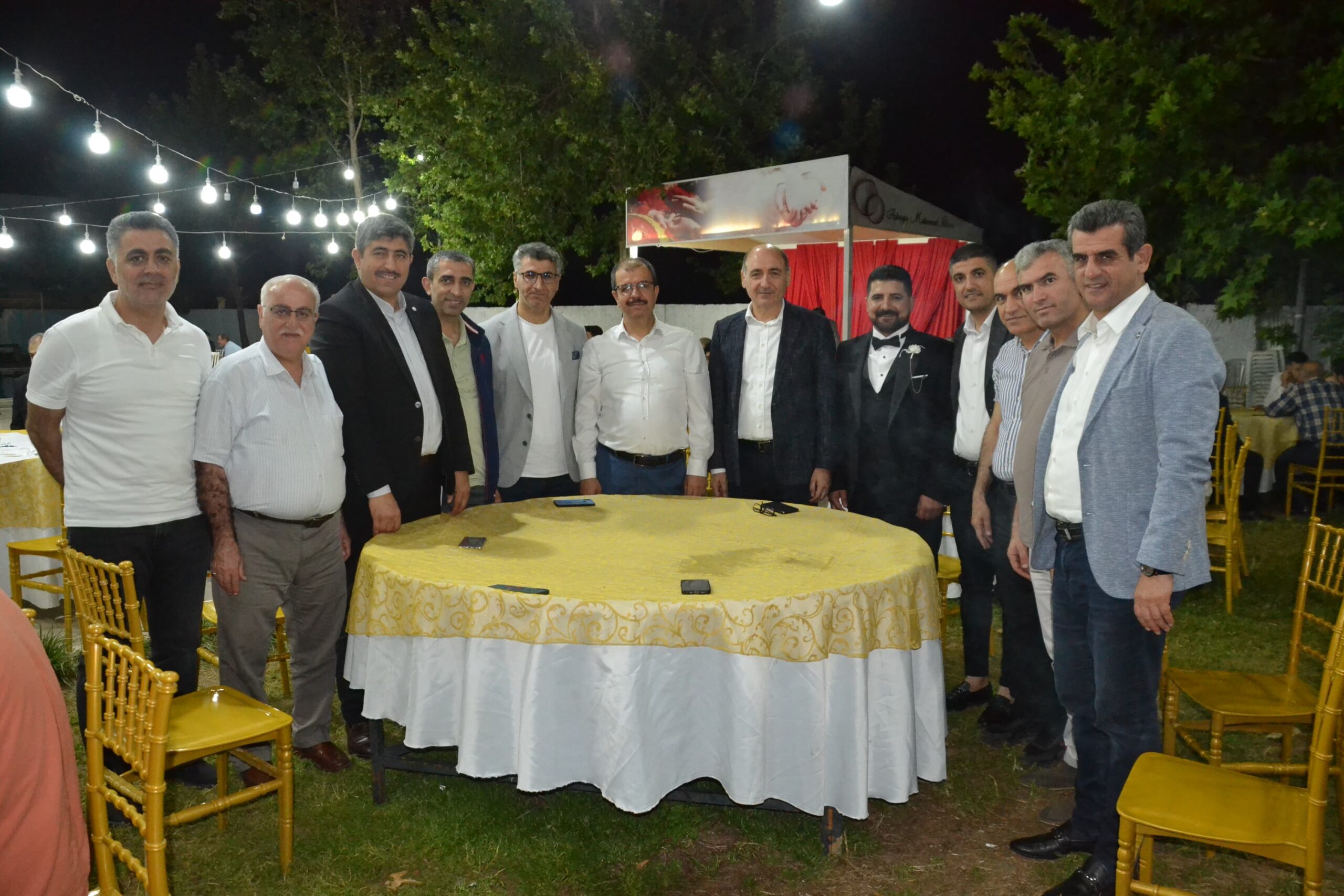 Demir ve Gün Ailesinin mutlu günü 