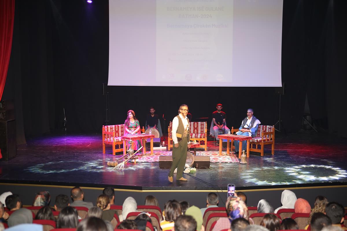 ‘KÜRT DİL BAYRAMI’ MÜZİK PROGRAMIYLA KUTLANDI