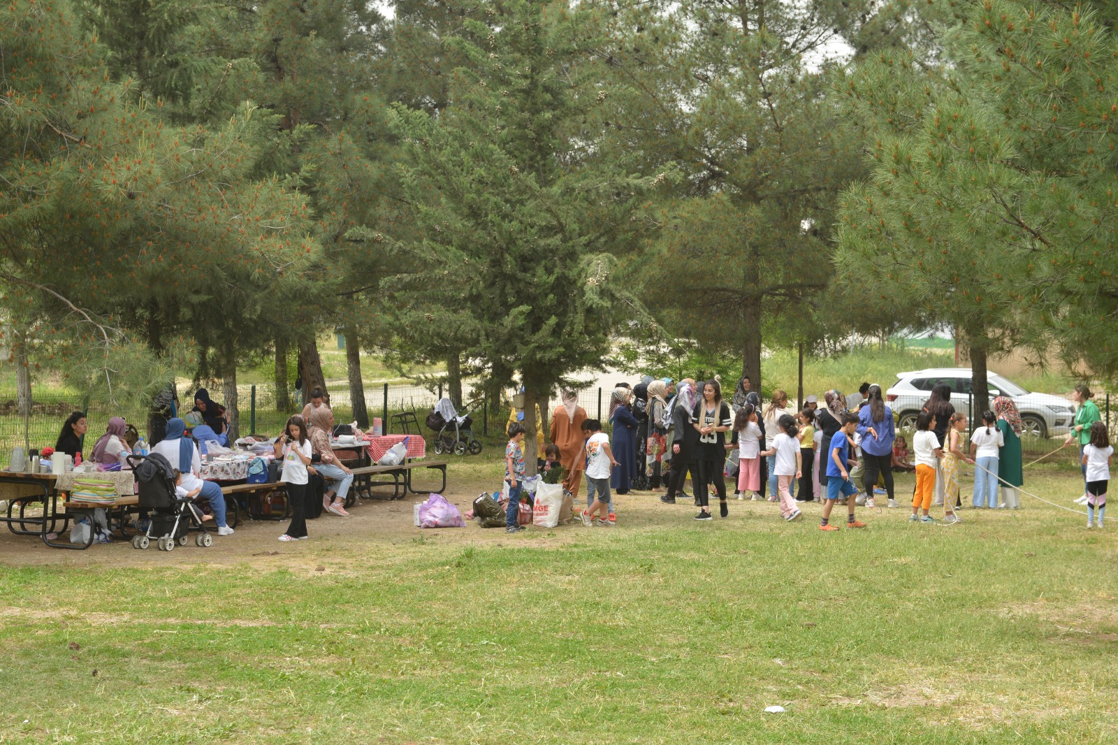 Batman İl Özel İdare bahçesi okullara nefes oldu