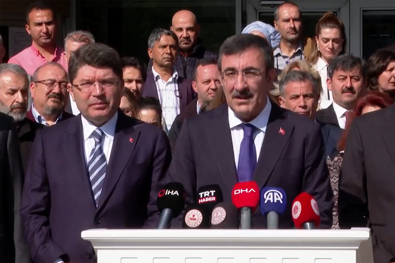 Eğitimcilere şiddet doğrudan tutuklama sebebi sayılacak