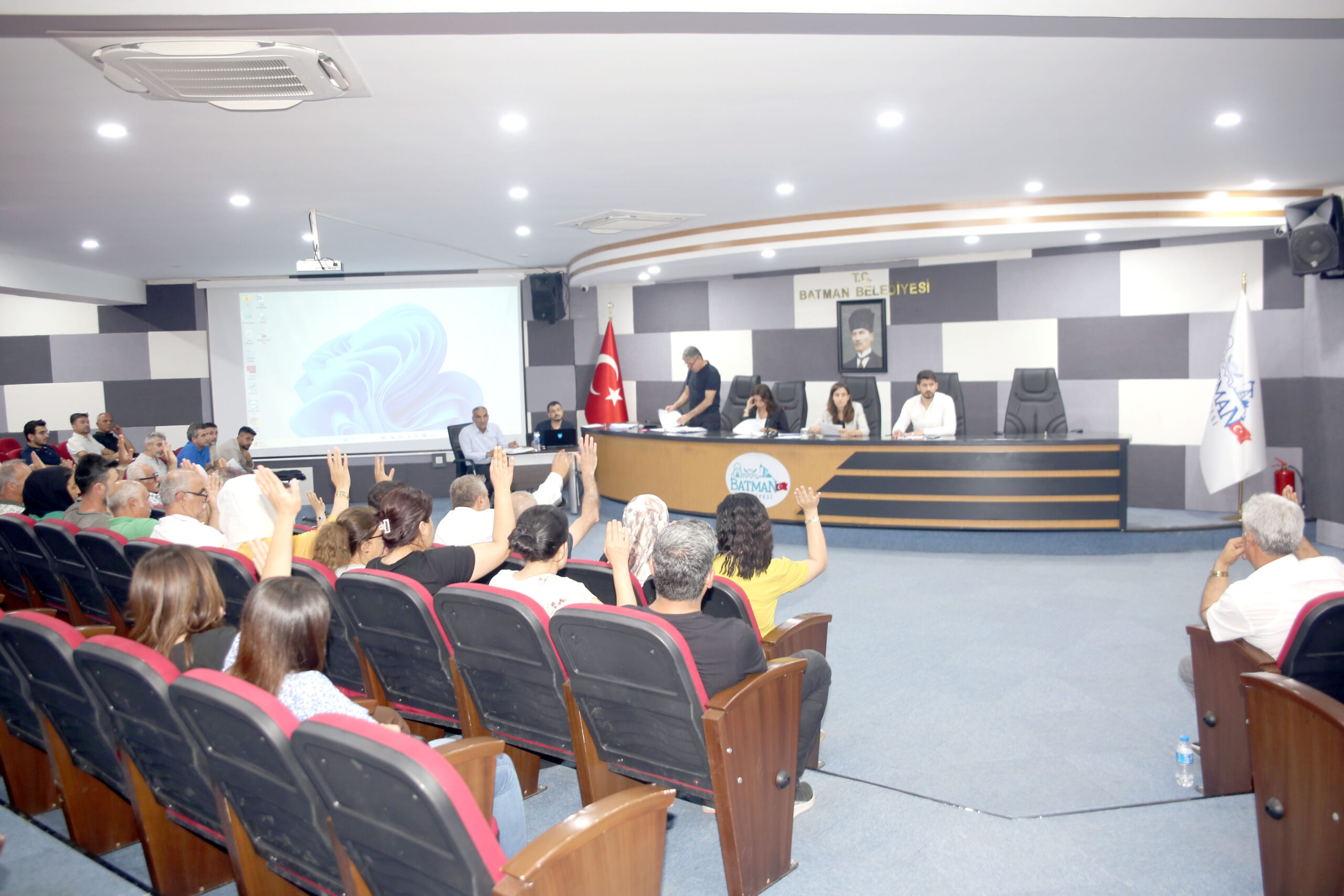 İmar planında değişiklikler görüşüldü