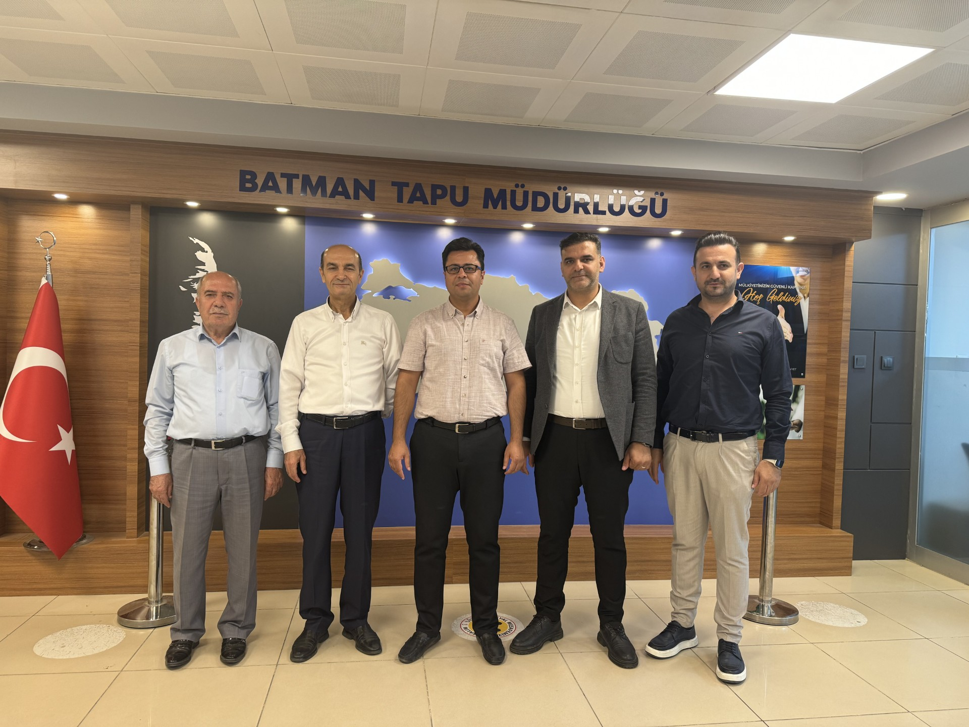 AK Parti’den kurum ziyaretleri