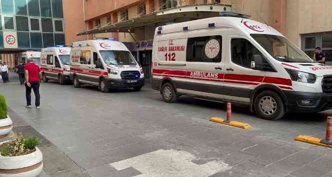 Batman’da feci kaza: 2’si ağır 7 yaralı