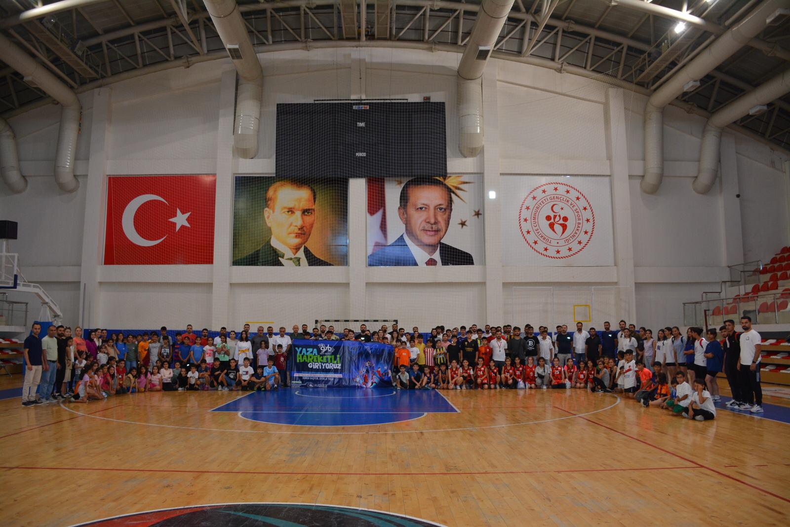 Yaz spor okullarının açılışı yapıldı