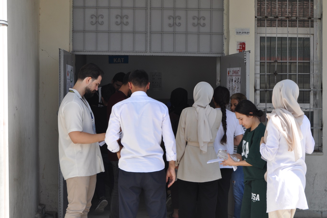 Aileler ve öğrenciler duygularını paylaştı