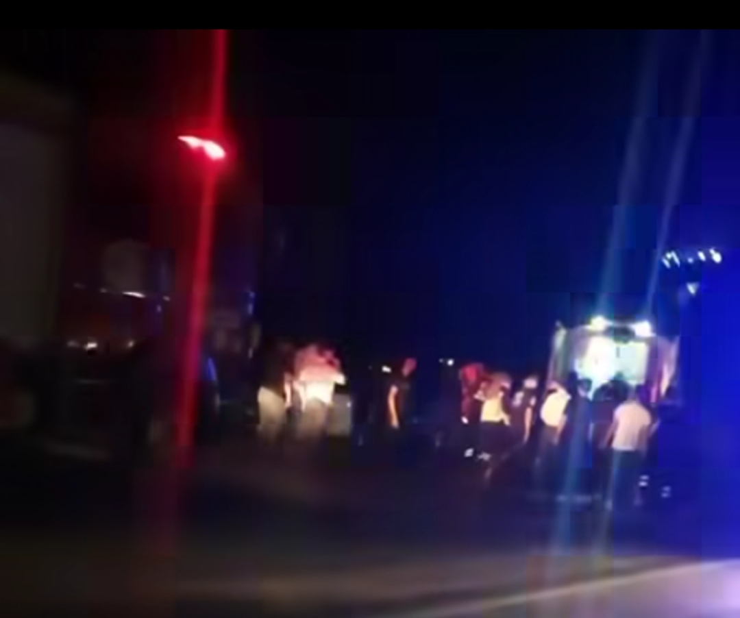 ÖLÜM YOLUNDA KATLİAM GİBİ KAZA: ÇOK SAYIDA ÖLÜ VE YARALI VAR!