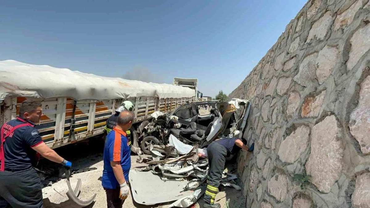 BATMAN’DA FECİ KAZA: 1 ÖLÜ