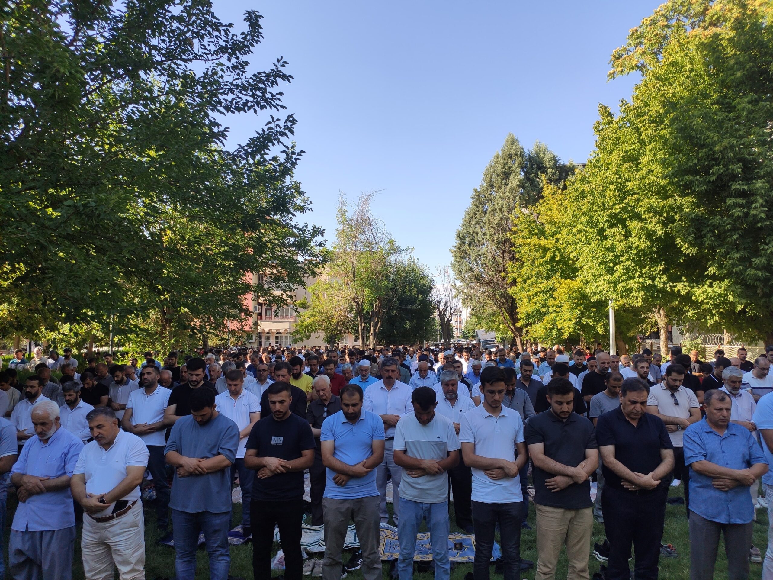 Batman’da Hamas Lideri Heniyye için gıyabi cenaze namazı kılındı