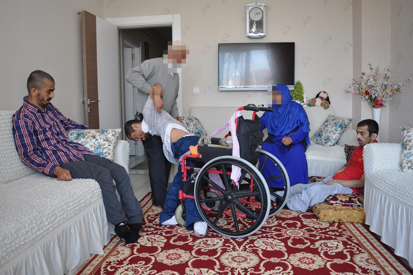 Engelli bakıcılarının sigortası için devlet desteği talebi