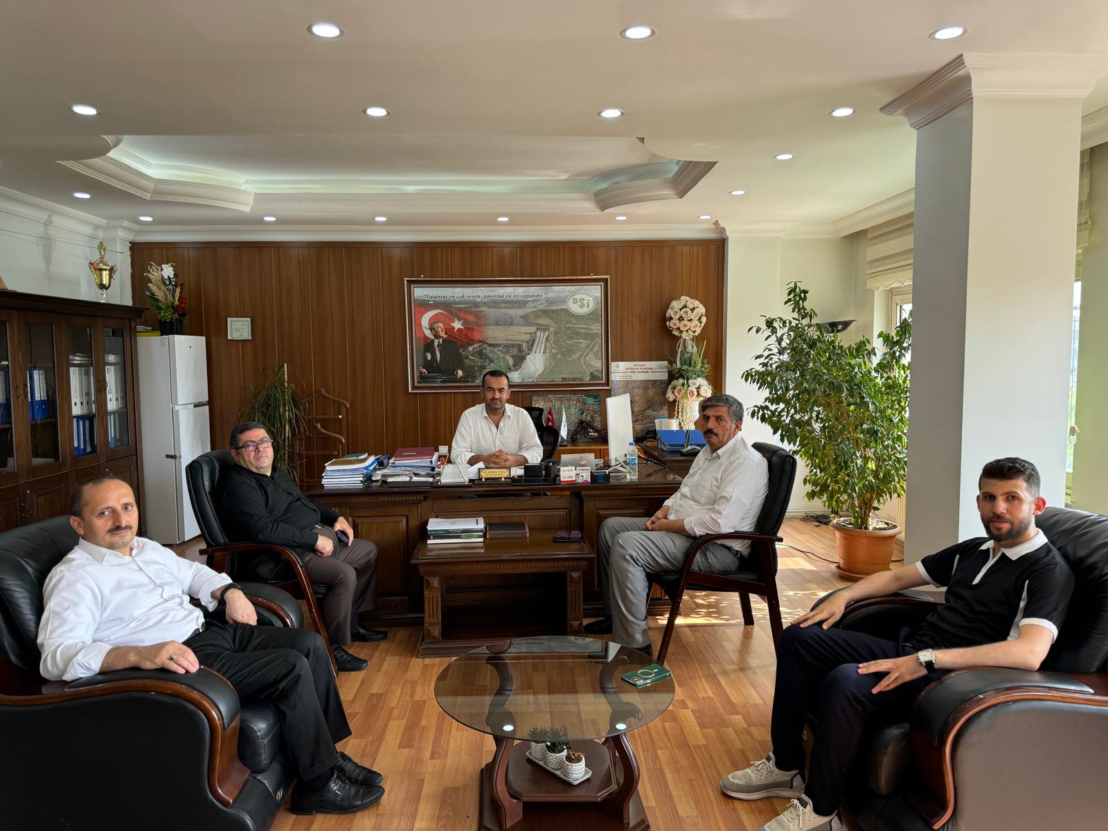 BESO Başkanı, DSİ İl Müdüründen proje bilgisi aldı