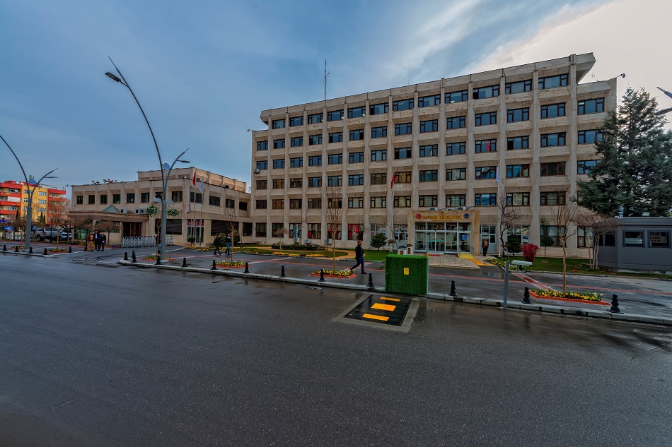 Batman Belediyesi Çalışanlarından Hak Talebi