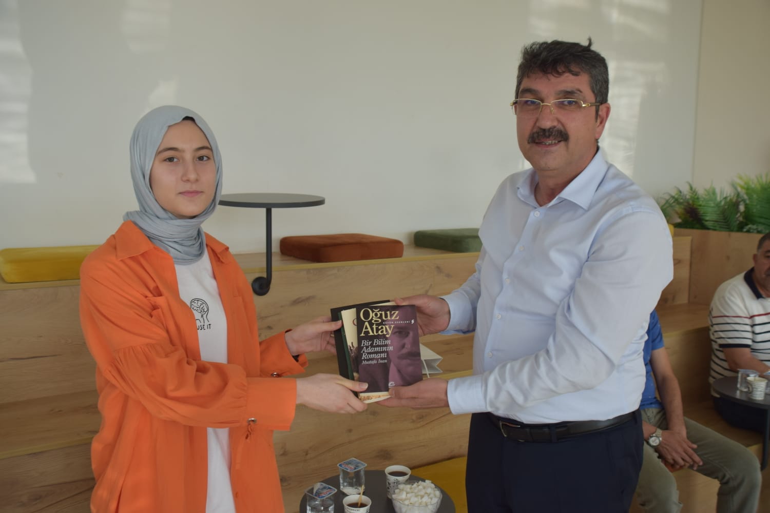 Nasıroğlu, Türkiye Birincisi Cemre Taşan ile bir araya geldi