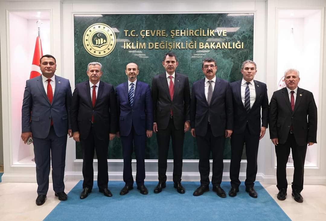 Nasıroğlu Bakan Kurum’u ziyaret etti