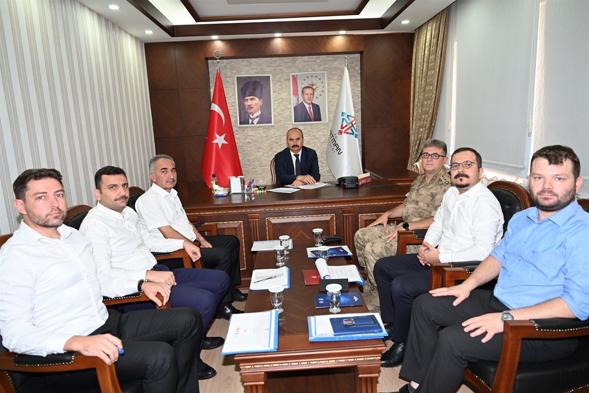 Vali Canalp, Metamfetamin ile Mücadele Toplantısına Katıldı