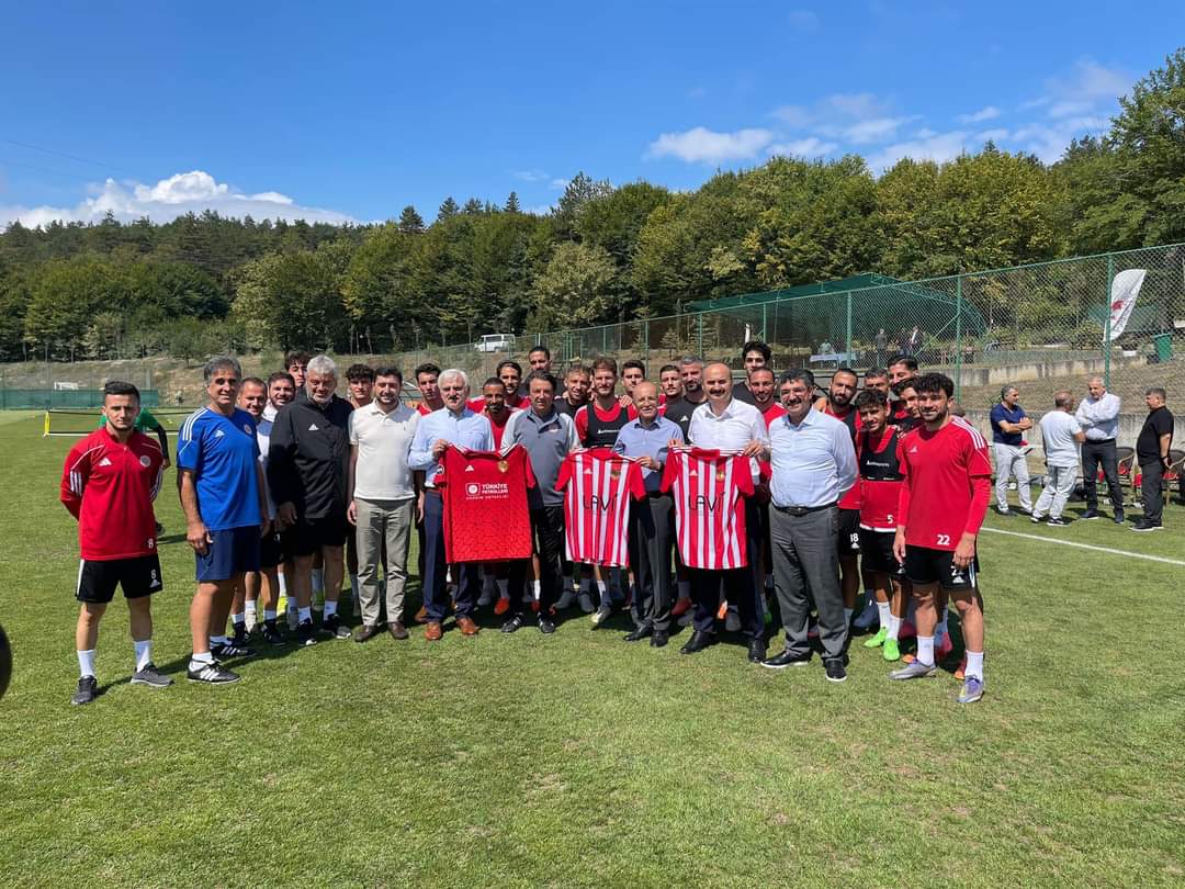 Petrolspor’a Moral Ziyareti