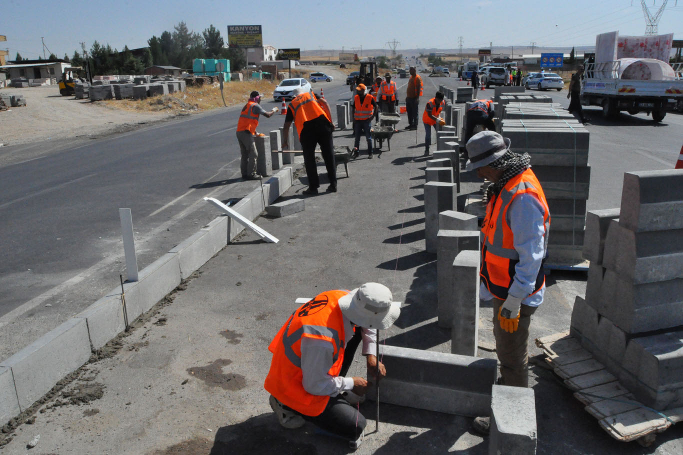 “Ölüm yolunda” çalışmalara başlandı: Düğün salonları mühürleniyor