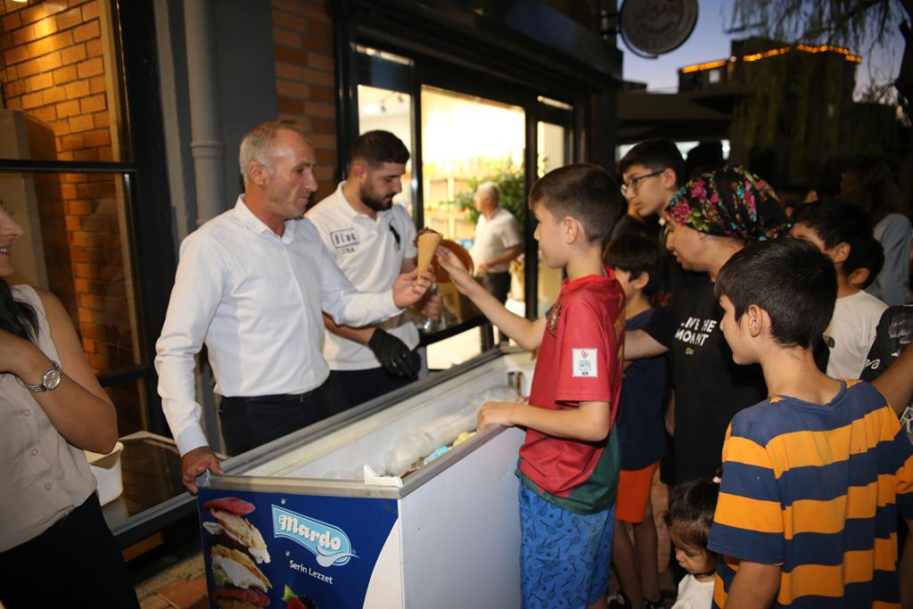 Belediyeden Glütensiz Dondurma Şenliği
