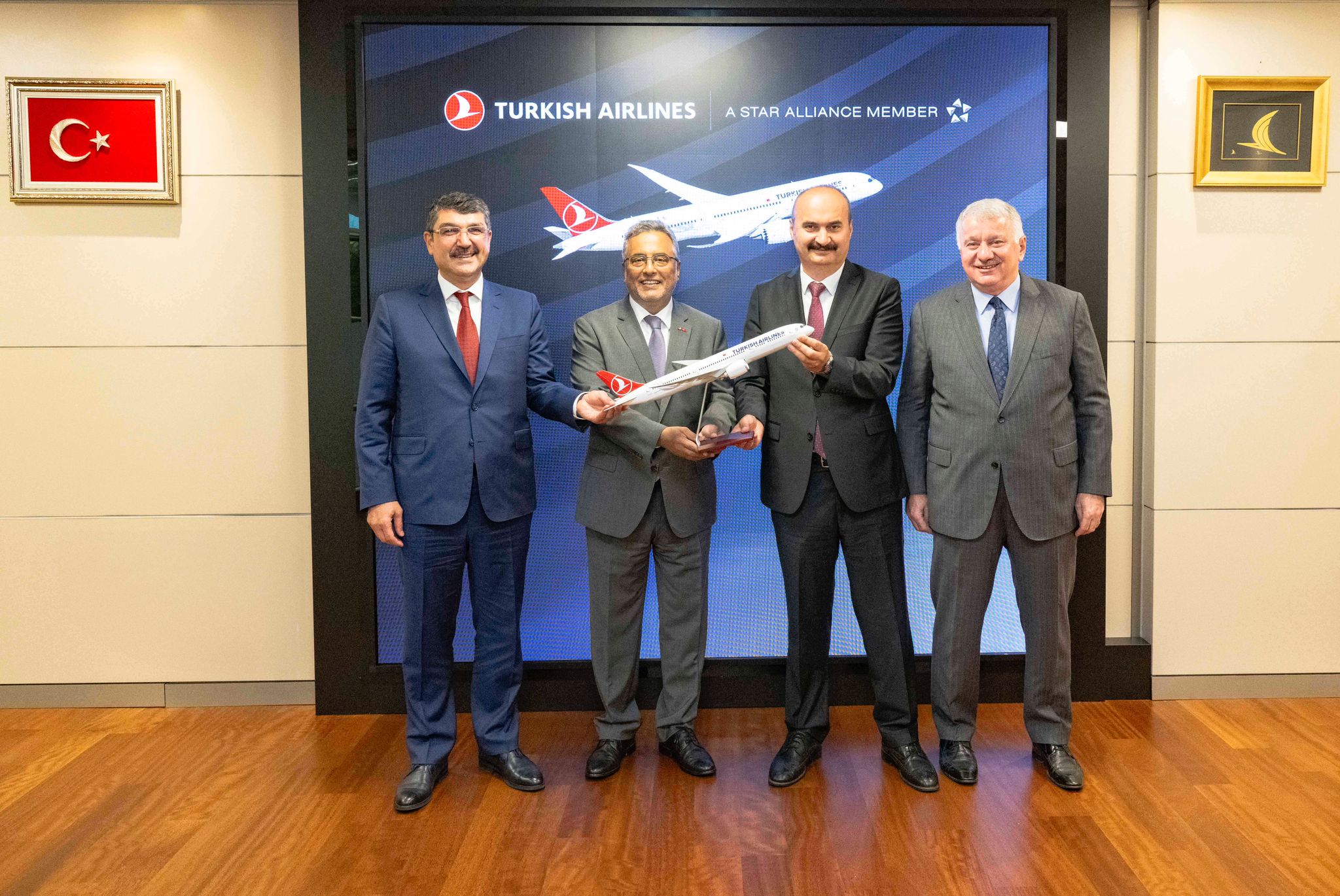 Uçak seferlerini artırmak için girişimlerde bulunuldu