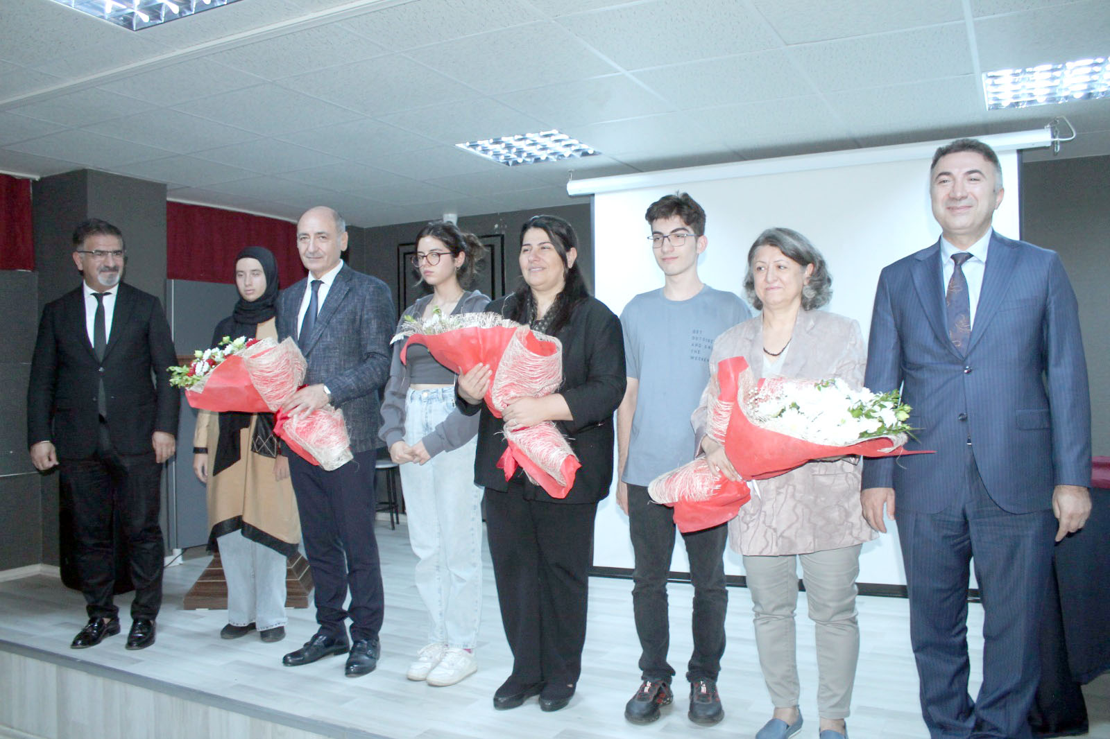 Dr. Ayten Canalp, doktorluk mesleğini tanıttı