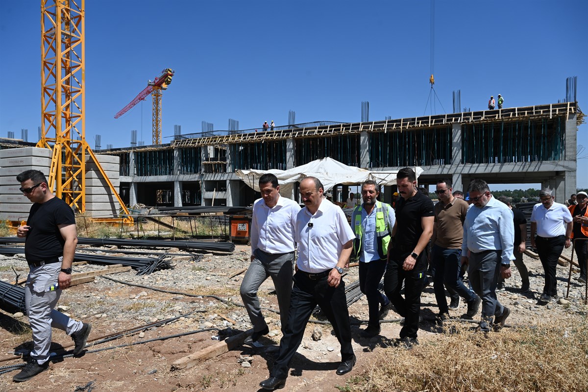 Batman’da sağlıkta 29 proje tamamlandı, 21 proje devam ediyor